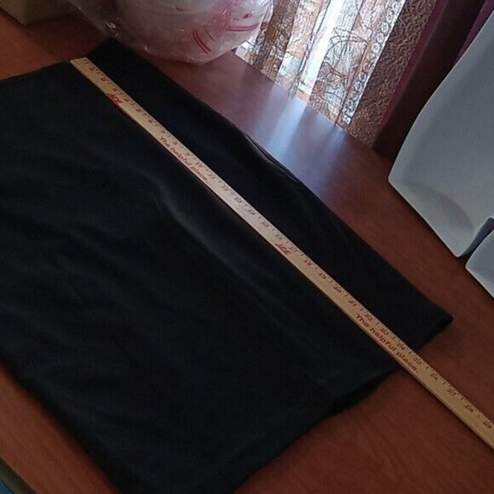 Newport News size 12 black lined skirt - Picture 6 of 10